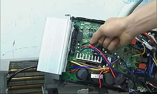 平果美的空调电话是多少